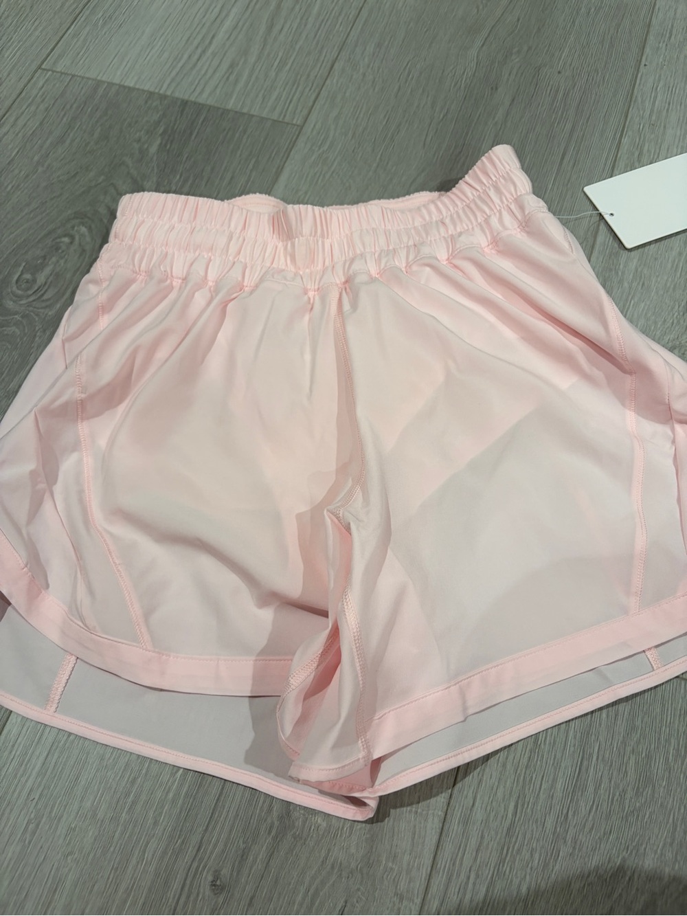 Lululemon short - Picture 3 of 5